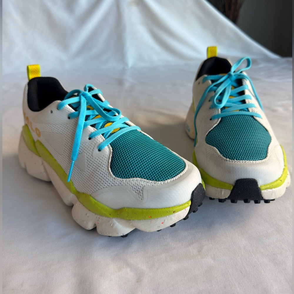HOLO ECO Women’s Nephelae Running Sneakers in White Citrus Size 7.5